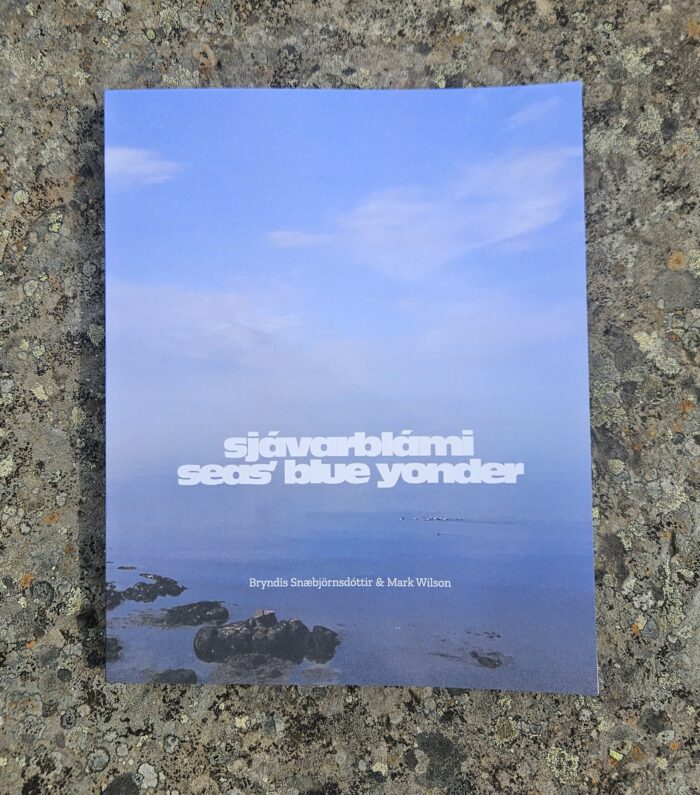 Sjávarblámi / Seas´ Blue Yonder